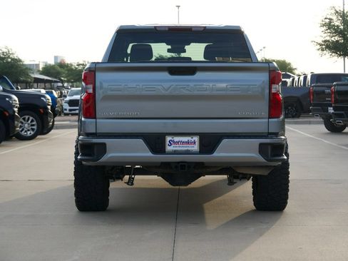 Used 2026 Chevrolet Silverado 1500 Custom RWD image 8