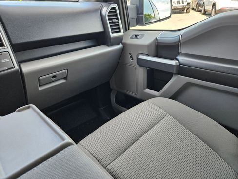 Used 2018 Ford F150 XLT w/ Equipment Group 302A Luxury AWD/4WD image 11