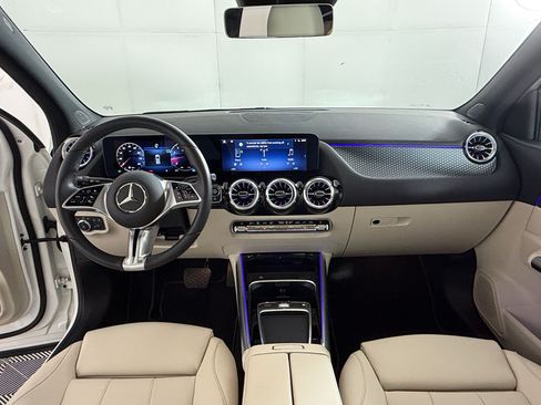 Certified 2024 Mercedes-Benz GLA 250 image 16