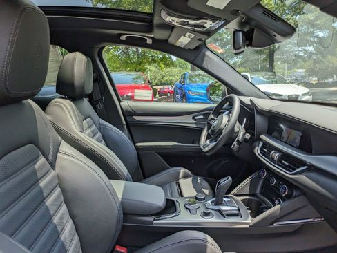 New 2024 Alfa Romeo Stelvio Veloce image 25