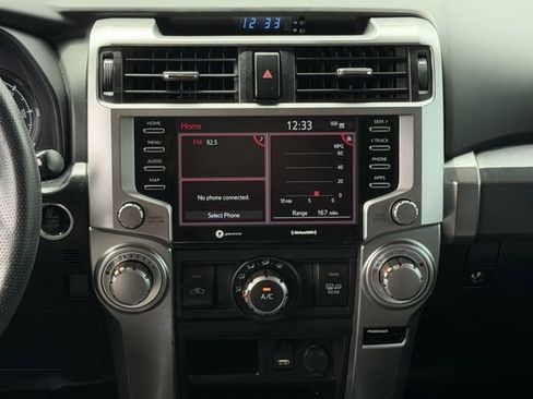Used 2022 Toyota 4Runner SR5 AWD/4WD image 18