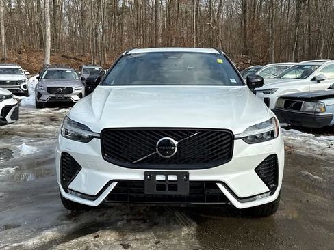 New 2026 Volvo XC60 B5 Plus w/ Protection Package Premier AWD/4WD image 6
