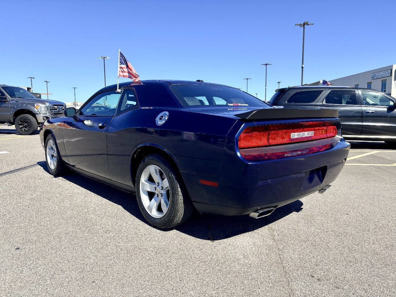 Used 2014 Dodge Challenger SXT Plus RWD image 4