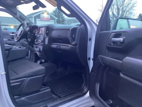 Used 2021 Chevrolet Silverado 1500 Custom Trail Boss w/ LPO, Dark Essentials Package image 7