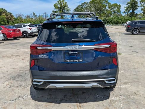 Certified 2023 Kia Seltos EX AWD/4WD image 7
