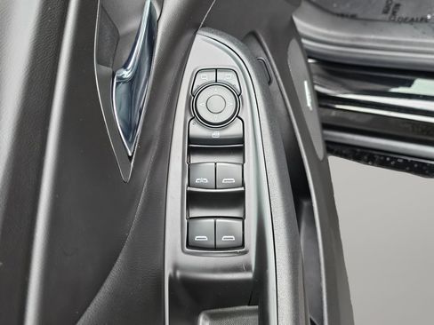 Used 2018 Chevrolet Volt LT w/ Comfort Package image 29