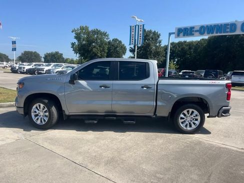 Used 2024 Chevrolet Silverado 1500 Custom AWD/4WD image 3