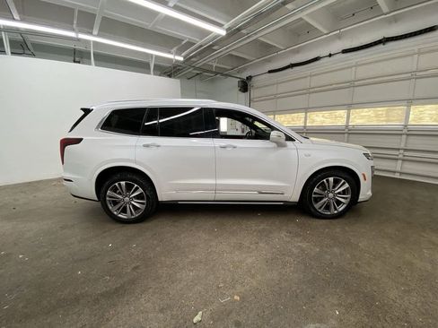 Used 2020 Cadillac XT6 Premium Luxury w/ Platinum Package image 7