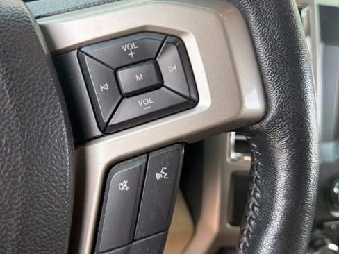 Used 2017 Ford F250 Lariat w/ Lariat Ultimate Package image 17