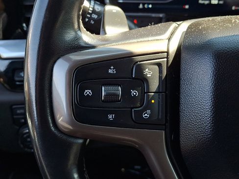 Used 2022 Chevrolet Silverado 1500 High Country w/ Technology Package AWD/4WD image 21