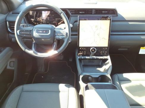New 2026 GMC Terrain AT4 w/ Technology Package II AWD/4WD image 14