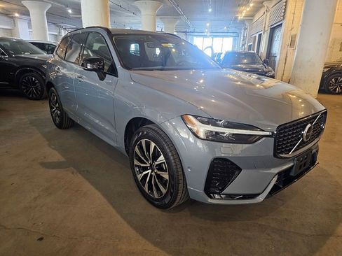 Certified 2023 Volvo XC60 B5 Plus w/ Protection Package Premier AWD/4WD image 6