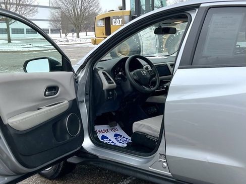 Certified 2018 Honda HR-V EX image 13