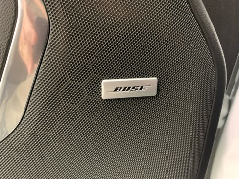 Used 2021 Chevrolet Tahoe Premier w/ Premium Package image 23