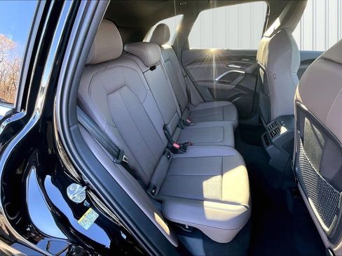 New 2025 Audi Q5 Premium Plus image 10