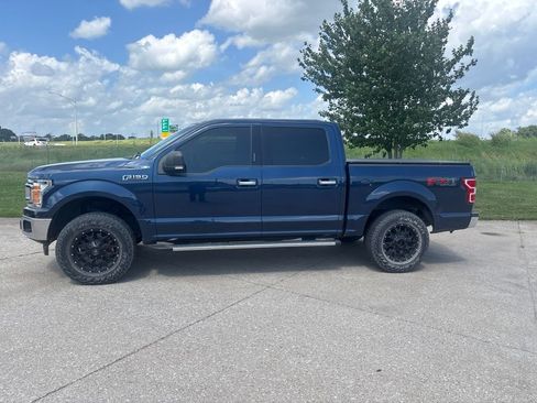 Used 2020 Ford F150 XLT w/ Equipment Group 302A Luxury AWD/4WD image 6