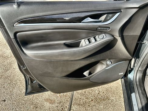 Used 2021 Buick Enclave Avenir w/ Avenir Technology Package image 21