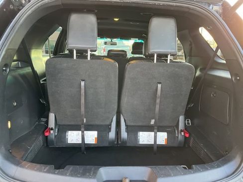Used 2016 Ford Explorer XLT w/ Equipment Group 202A image 42