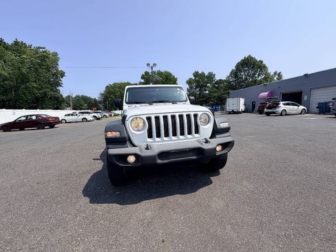 Used 2018 Jeep Wrangler Unlimited Sport AWD/4WD image 29