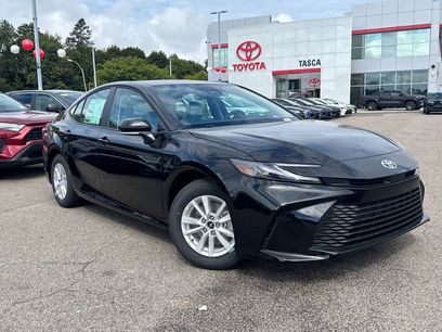 New 2025 Toyota Camry LE