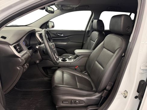 Used 2023 GMC Acadia SLT w/ Preferred Package AWD/4WD image 9