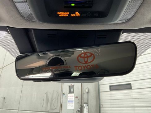 New 2026 Toyota Prius XLE image 17