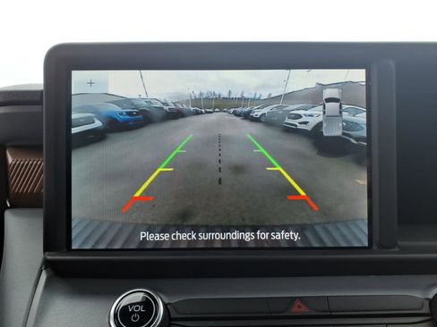 Certified 2022 Ford Maverick Lariat w/ Lariat Luxury Package image 15