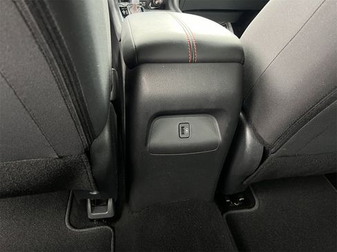 Certified 2025 Nissan Sentra SR image 25