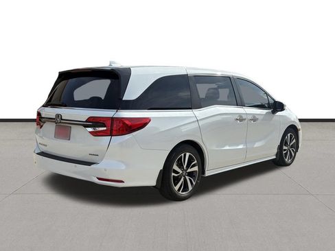 Used 2022 Honda Odyssey Touring image 5