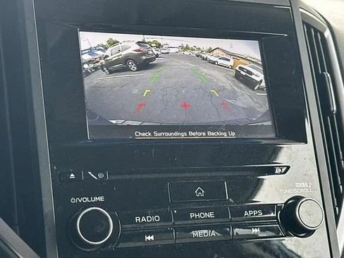 Used 2019 Subaru Forester Premium AWD/4WD image 23