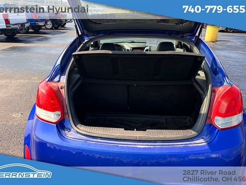 Used 2012 Hyundai Veloster w/ Style Pkg FWD image 21