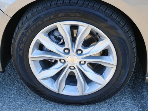 Used 2022 Chevrolet Malibu LT image 7