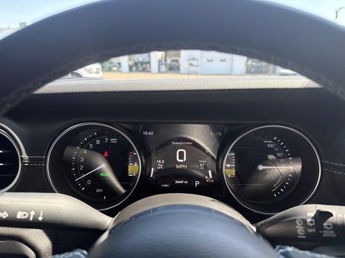 Used 2023 Jeep Wrangler Unlimited Sahara w/ Cold Weather Group AWD/4WD image 33