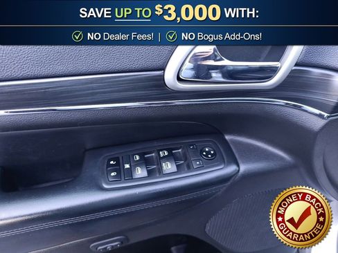 Used 2019 Jeep Grand Cherokee Limited w/ Luxury Group II image 16