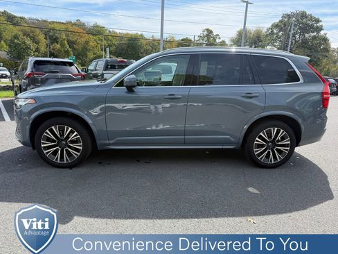 Used 2020 Volvo XC90 T5 Momentum image 5