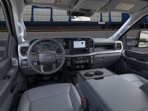 New 2026 Ford F250 XL w/ XL Off-Road Package image 32