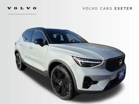 New 2026 Volvo XC40 B5 Ultra w/ Protection Package Premier image 5