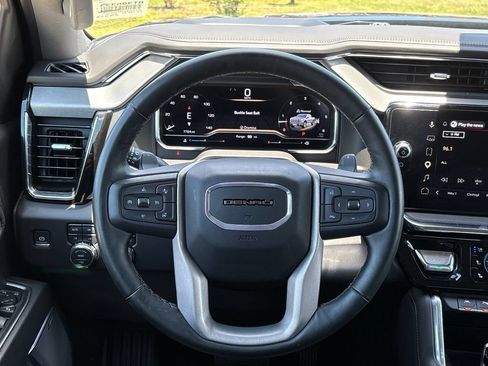 Used 2025 GMC Sierra 1500 Denali w/ Denali Reserve Package AWD/4WD image 17