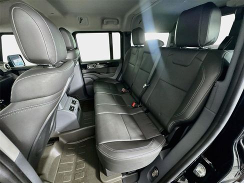 Used 2024 INEOS Grenadier Station Wagon AWD/4WD image 20