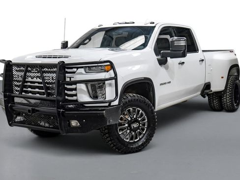 Used 2023 Chevrolet Silverado 3500 LTZ w/ LTZ Plus Package AWD/4WD image 5