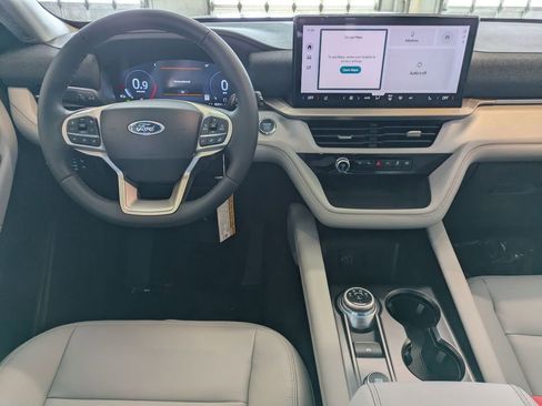 New 2026 Ford Explorer Active w/ Active Comfort Package image 17