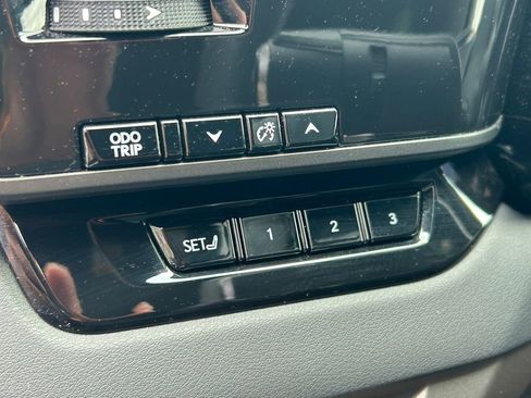 Used 2025 Lexus RX 350 F Sport w/ Convenience Package image 28