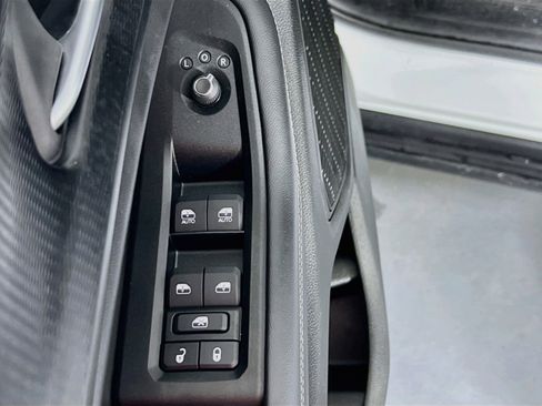 Used 2023 Jeep Grand Cherokee Altitude AWD/4WD image 17