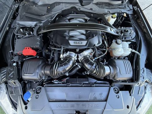 Used 2024 Ford Mustang GT Premium RWD image 37