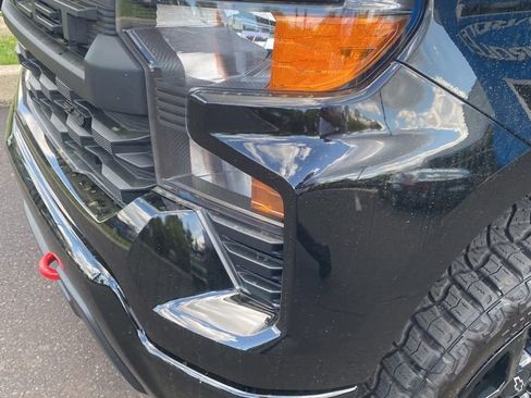 Certified 2025 Chevrolet Silverado 1500 Custom Trail Boss w/ LPO, Dark Essentials Package image 21