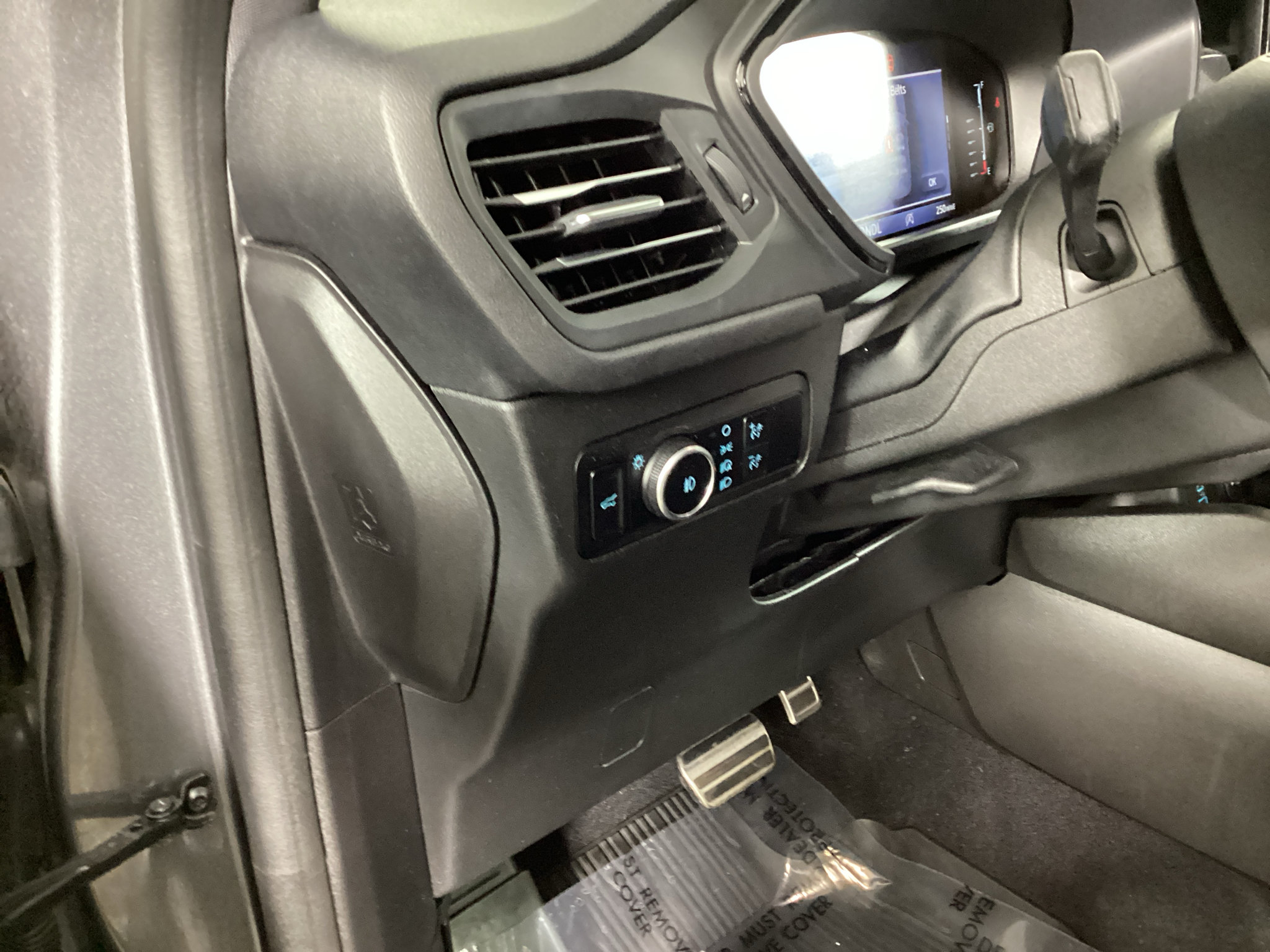 Used 2023 Ford Escape ST-Line Select w/ Tech Pack #1 AWD/4WD image 18