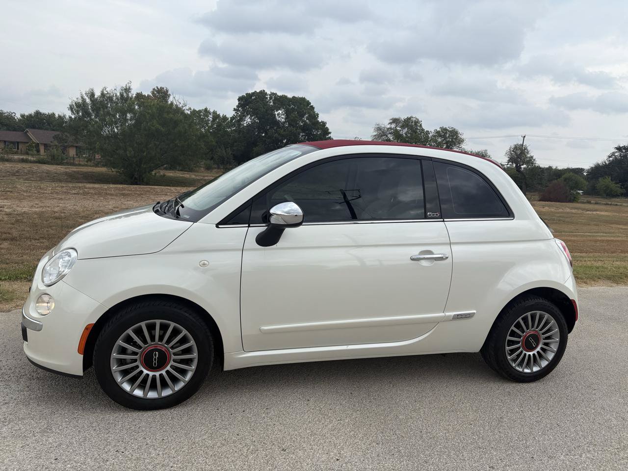 Used 2012 FIAT 500 Lounge w/ Luxury Leather Pkg FWD image 12