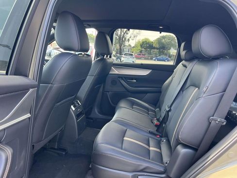 New 2025 MAZDA CX-70 3.3 Turbo S w/ Premium Package AWD/4WD image 13