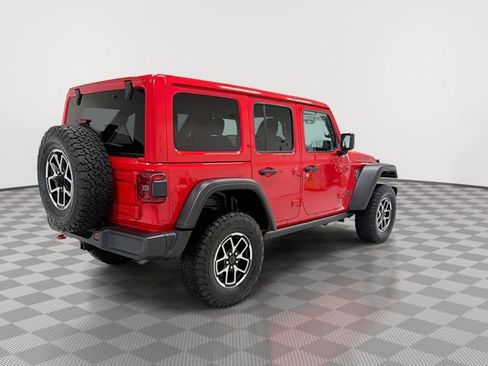 Used 2025 Jeep Wrangler Unlimited Rubicon w/ Convenience Group AWD/4WD image 11