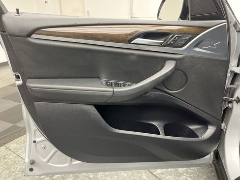 Used 2018 BMW X3 xDrive30i w/ Premium Package image 8